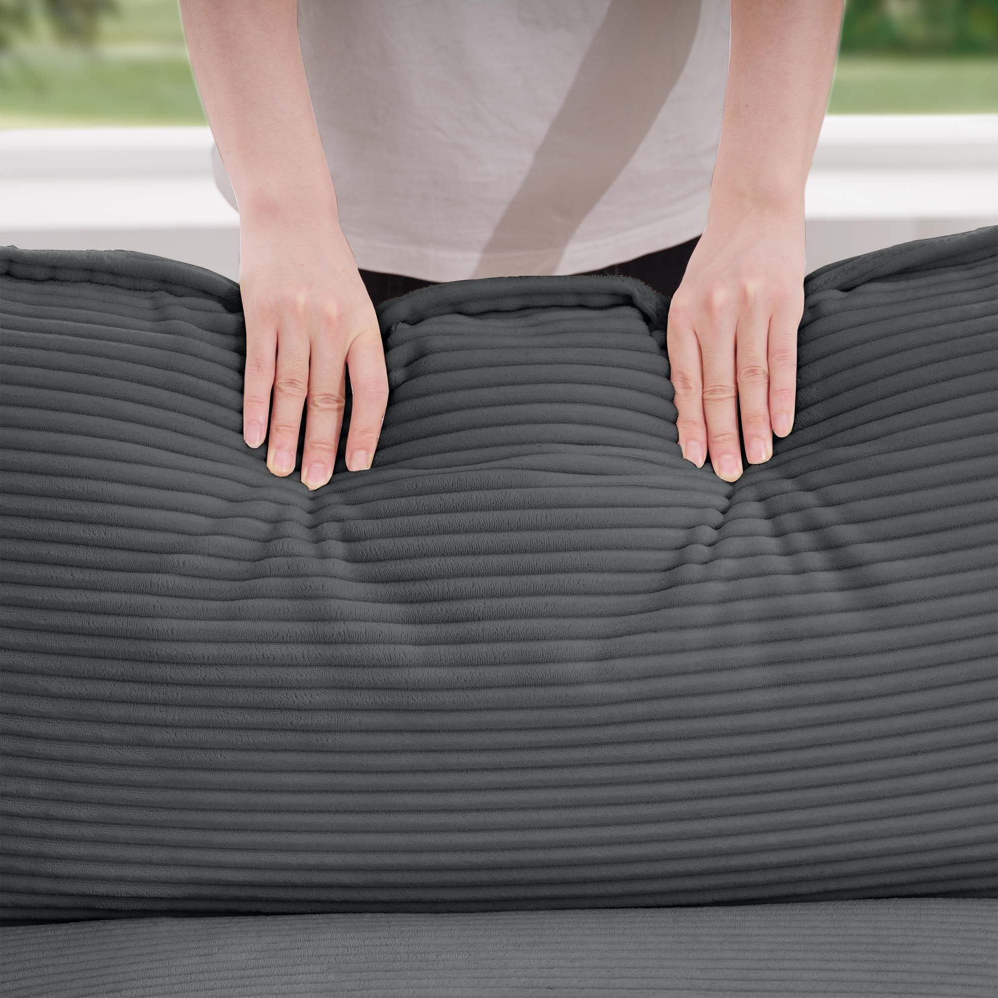 7816a7d3e6854e2db188fcf5b950dc05