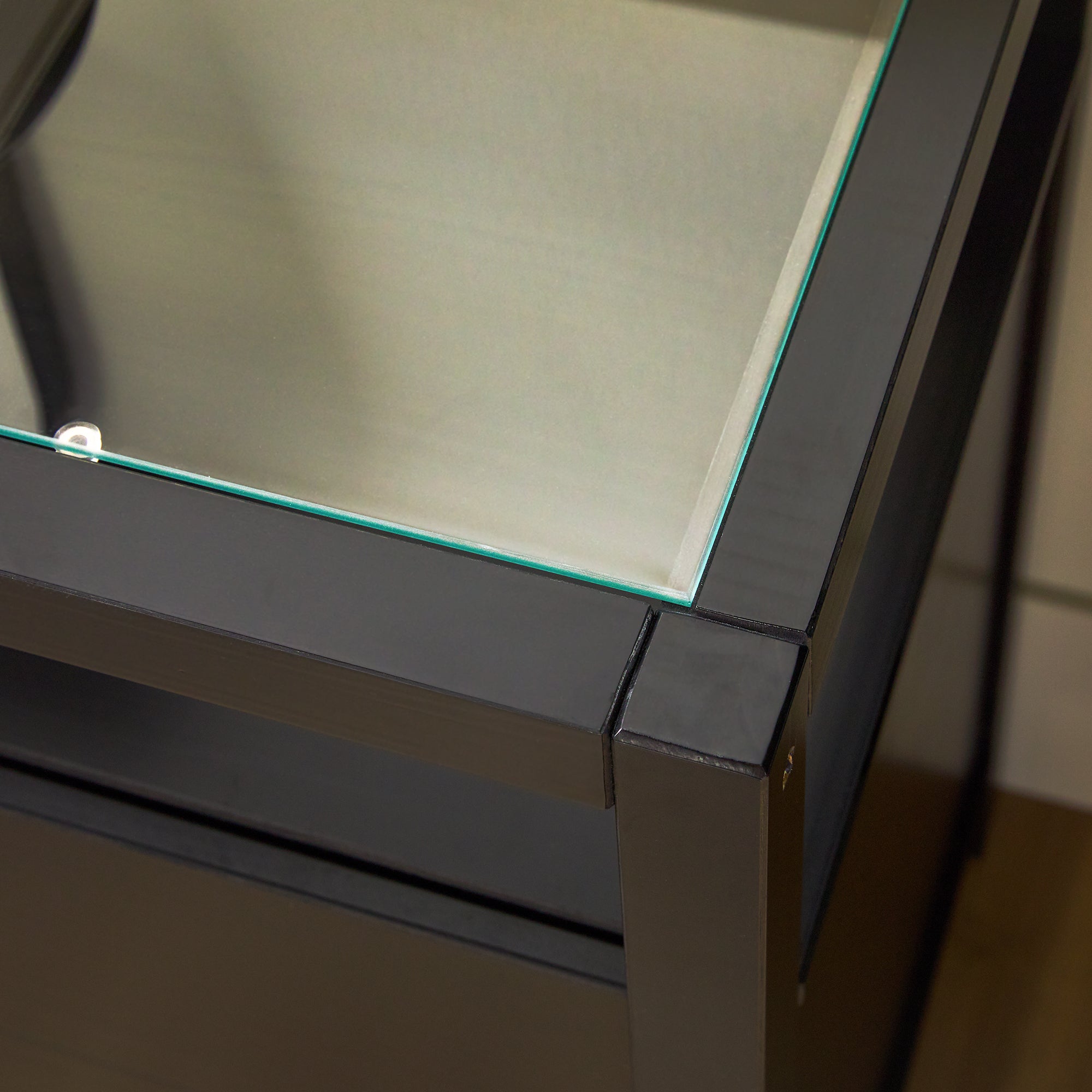 WEISL026D4BL1_ALL_US_DTL_02