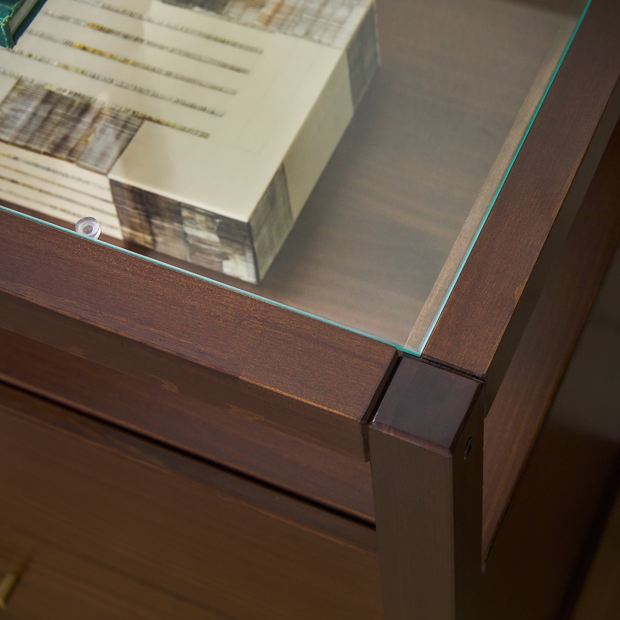 WEISL026D4WT1_ALL_US_DTL_02